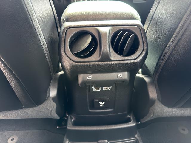 2020 Jeep Wrangler Sahara 4x4