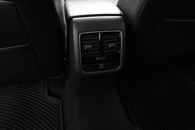 2017 Volkswagen Passat 1.8T SE