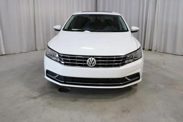 2017 Volkswagen Passat 1.8T SE