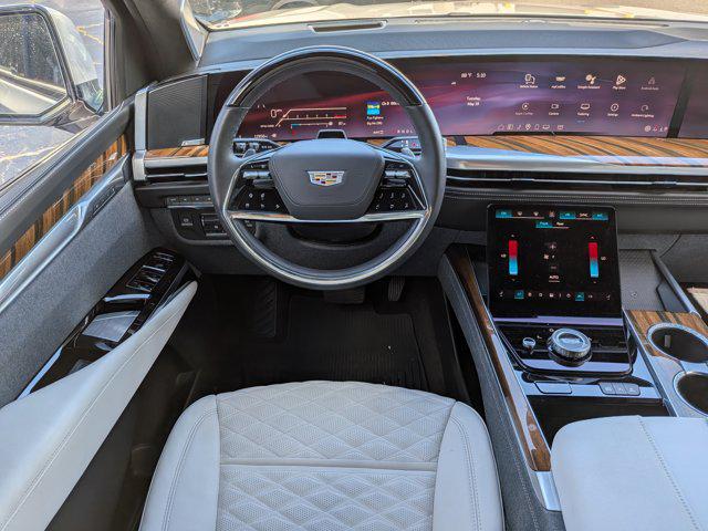 2025 Cadillac Escalade ESV Sport Platinum