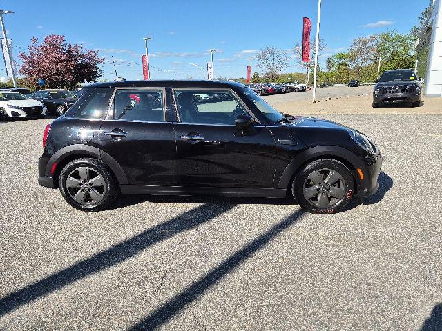 2022 MINI Hardtop Cooper