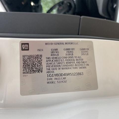 2024 Chevrolet Corvette Stingray RWD Convertible 2LT
