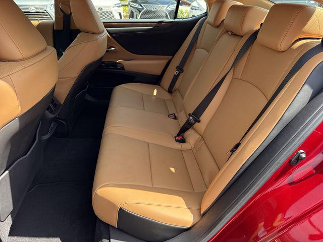 2025 Lexus ES 350 350