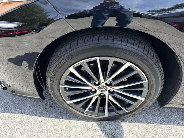 2025 Lexus ES 350 350
