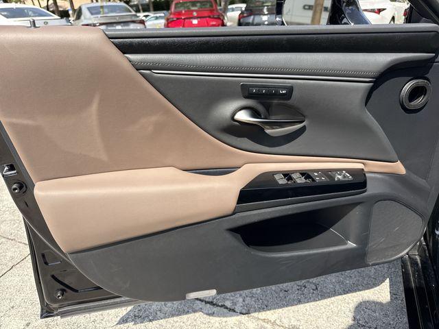 2025 Lexus ES 350 350