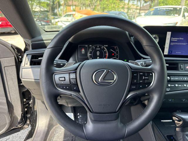 2025 Lexus ES 350 350