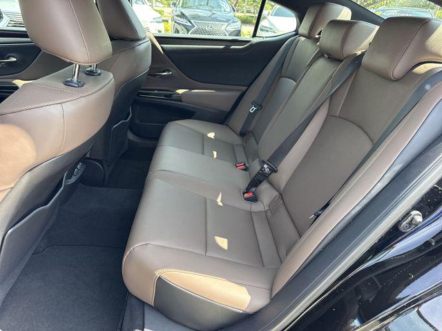 2025 Lexus ES 350 350