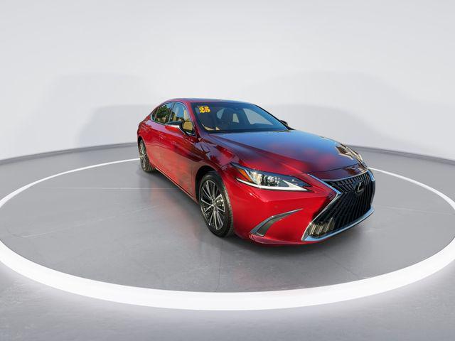 2025 Lexus ES 300h 300h