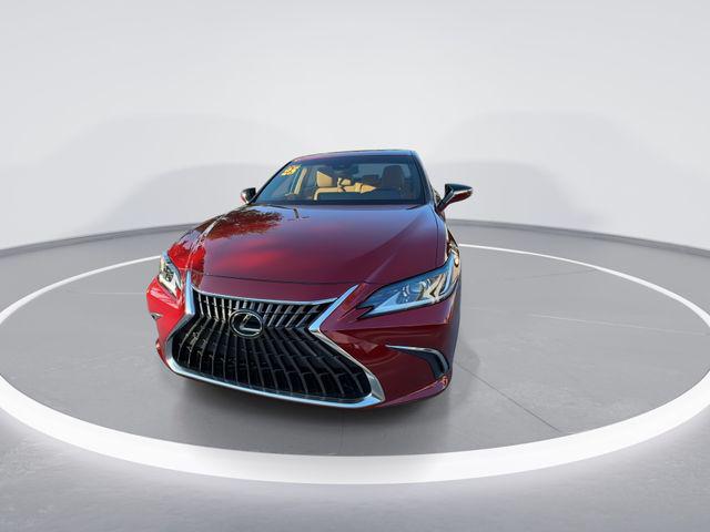 2025 Lexus ES 300h 300h