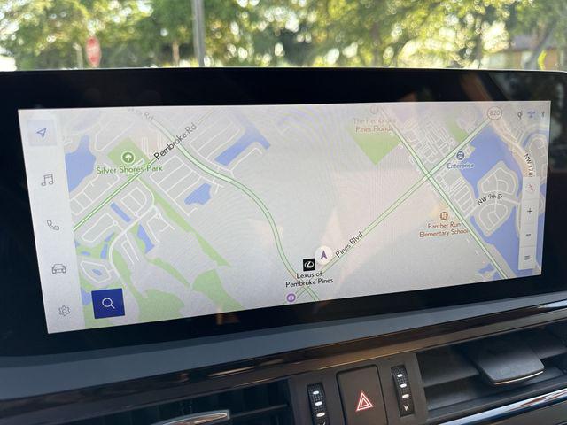 2025 Lexus ES 300h 300h