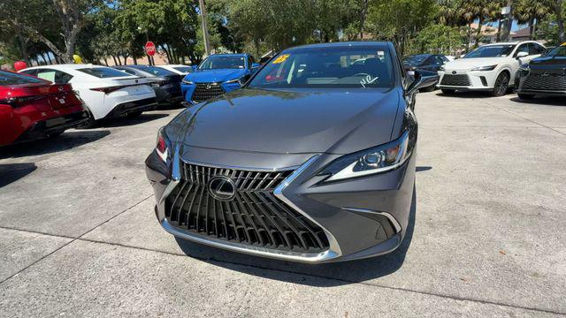 2025 Lexus ES 350 350