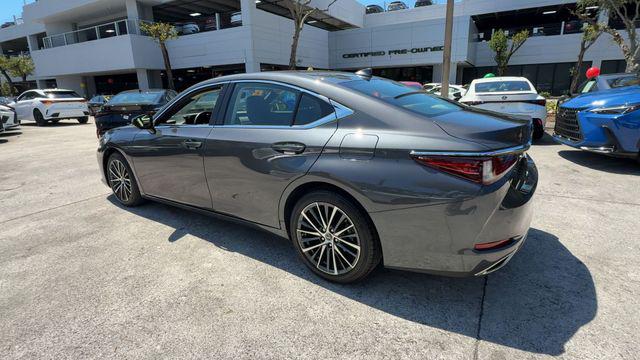 2025 Lexus ES 350 350