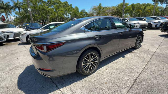 2025 Lexus ES 350 350