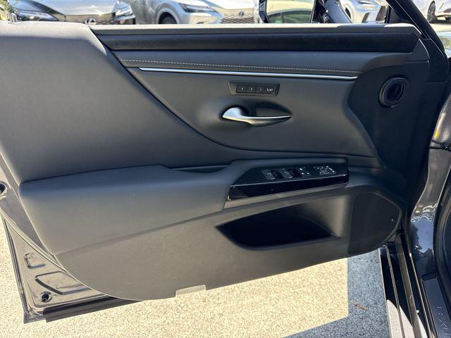2025 Lexus ES 350 350