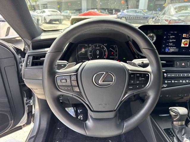 2025 Lexus ES 350 350