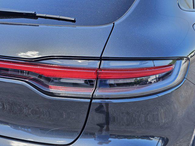 2021 Porsche Macan AWD