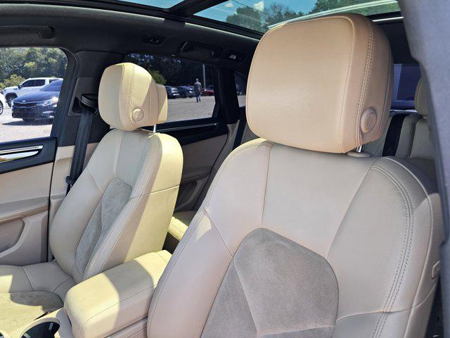 2021 Porsche Macan AWD