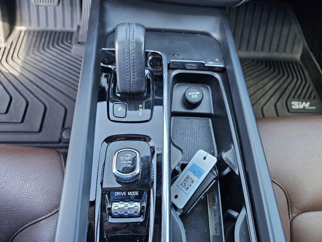 2020 Volvo XC60 T8 Momentum