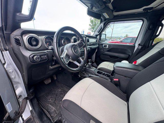 2022 Jeep Gladiator Overland