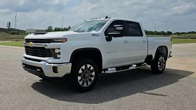 2026 Chevrolet Silverado 2500HD Crew Cab, Standard Bed, LT, 4WD