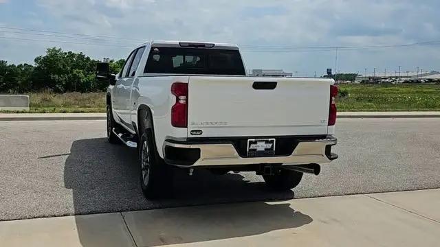 2026 Chevrolet Silverado 2500HD Crew Cab, Standard Bed, LT, 4WD