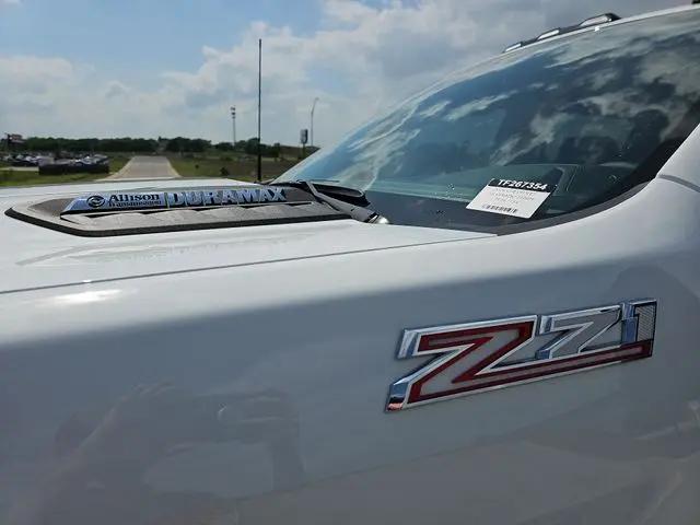 2026 Chevrolet Silverado 2500HD Crew Cab, Standard Bed, LT, 4WD