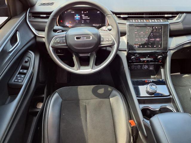 2024 Jeep Grand Cherokee L Altitude 4x4