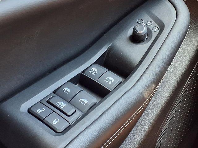 2024 Jeep Grand Cherokee L Altitude 4x4