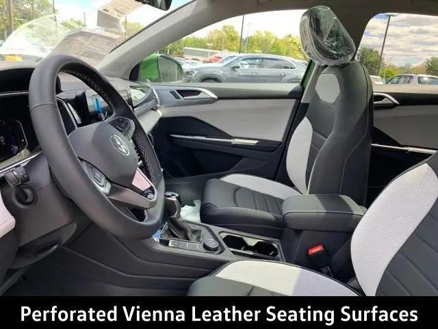 2026 Volkswagen Taos SEL