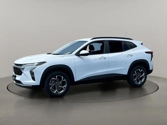 2025 Chevrolet Trax FWD LT