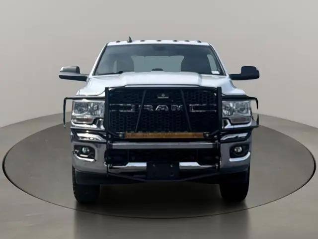 2022 Ram 2500 Tradesman Crew Cab 4x4 8' Box