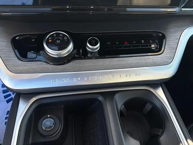 2025 Ford Expedition Platinum MAX