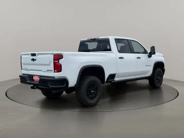 2026 Chevrolet Silverado 2500HD Crew Cab, Standard Bed, XR2, 4WD