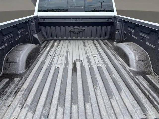 2026 Chevrolet Silverado 2500HD Crew Cab, Standard Bed, XR2, 4WD
