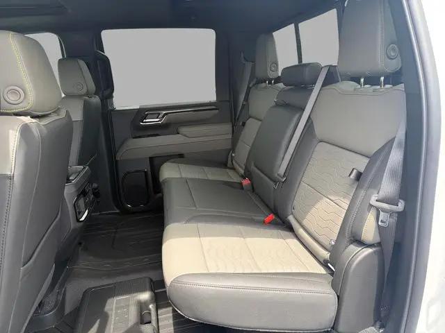 2026 Chevrolet Silverado 2500HD Crew Cab, Standard Bed, XR2, 4WD