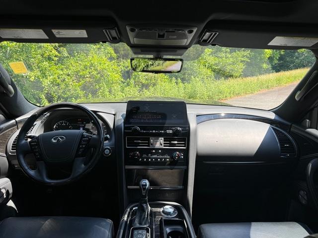 2024 INFINITI QX80 SENSORY AWD
