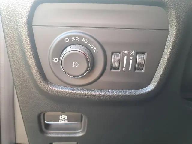 2026 Jeep Grand Cherokee Limited 4x2