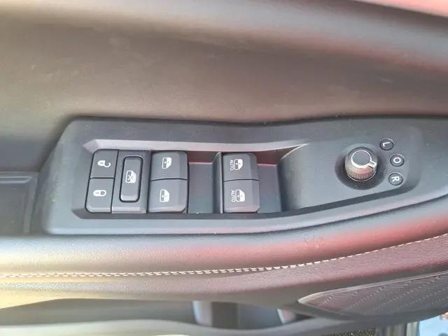 2026 Jeep Grand Cherokee Limited 4x2
