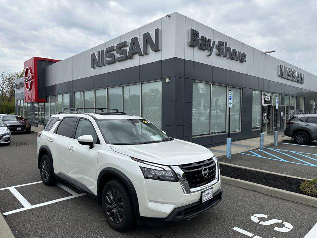 2024 Nissan Pathfinder SV 4WD for sale in Bay Shore, NY