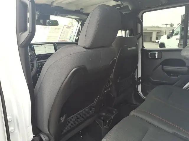 2025 Jeep Wrangler 4-Door Rubicon 4x4