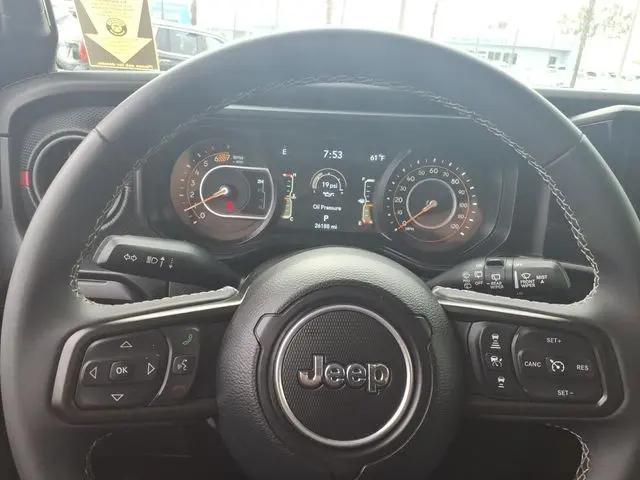 2025 Jeep Wrangler 4-Door Rubicon 4x4