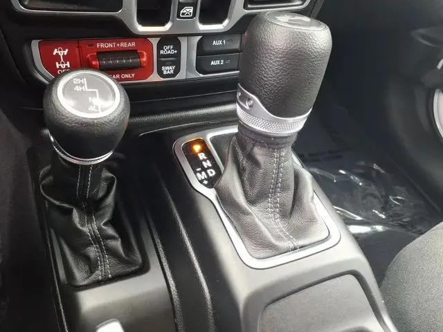 2025 Jeep Wrangler 4-Door Rubicon 4x4
