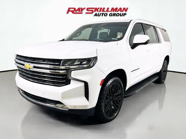 2022 Chevrolet Suburban 4WD LT