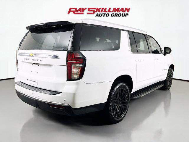 2022 Chevrolet Suburban 4WD LT