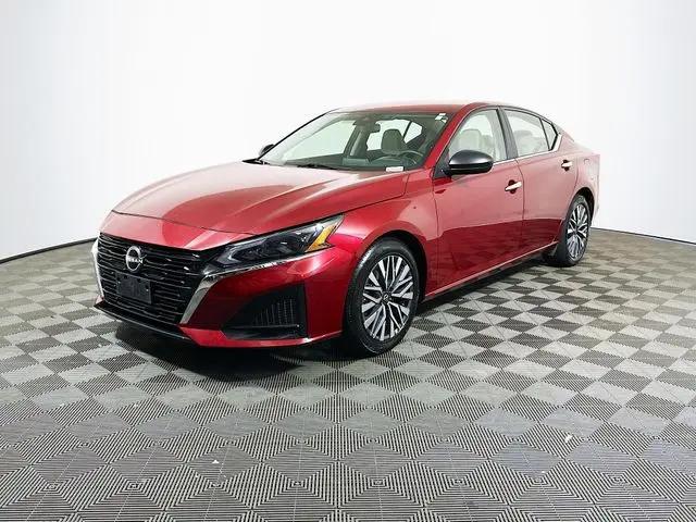 2025 Nissan Altima SV FWD