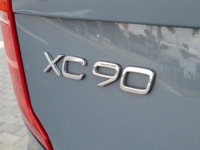 2020 Volvo XC90 T5 Momentum 7 Passenger