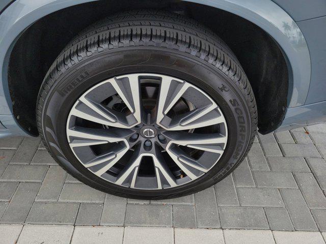 2020 Volvo XC90 T5 Momentum 7 Passenger