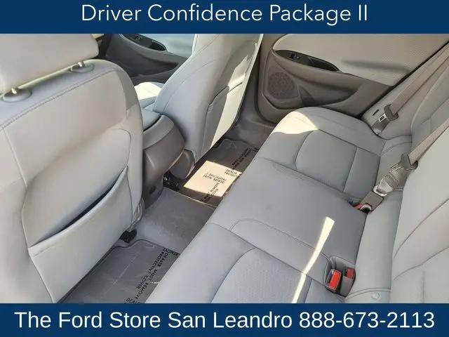 2022 Chevrolet Malibu FWD 1FL