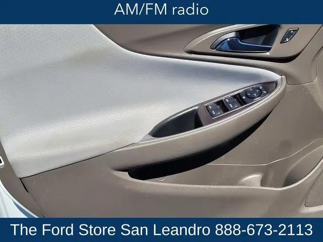 2022 Chevrolet Malibu FWD 1FL