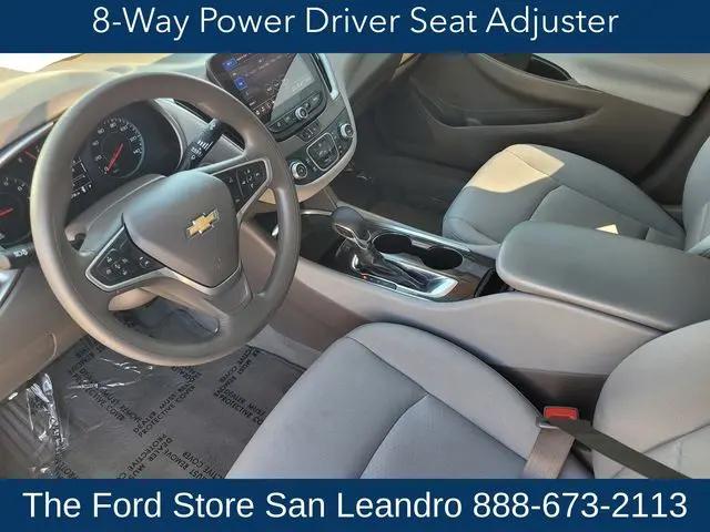2022 Chevrolet Malibu FWD 1FL